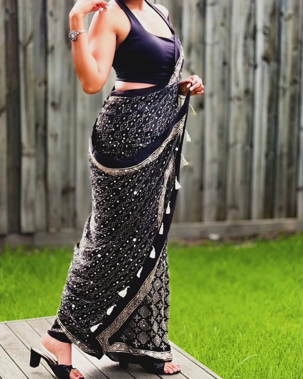 "Kaali Nazm" Saree