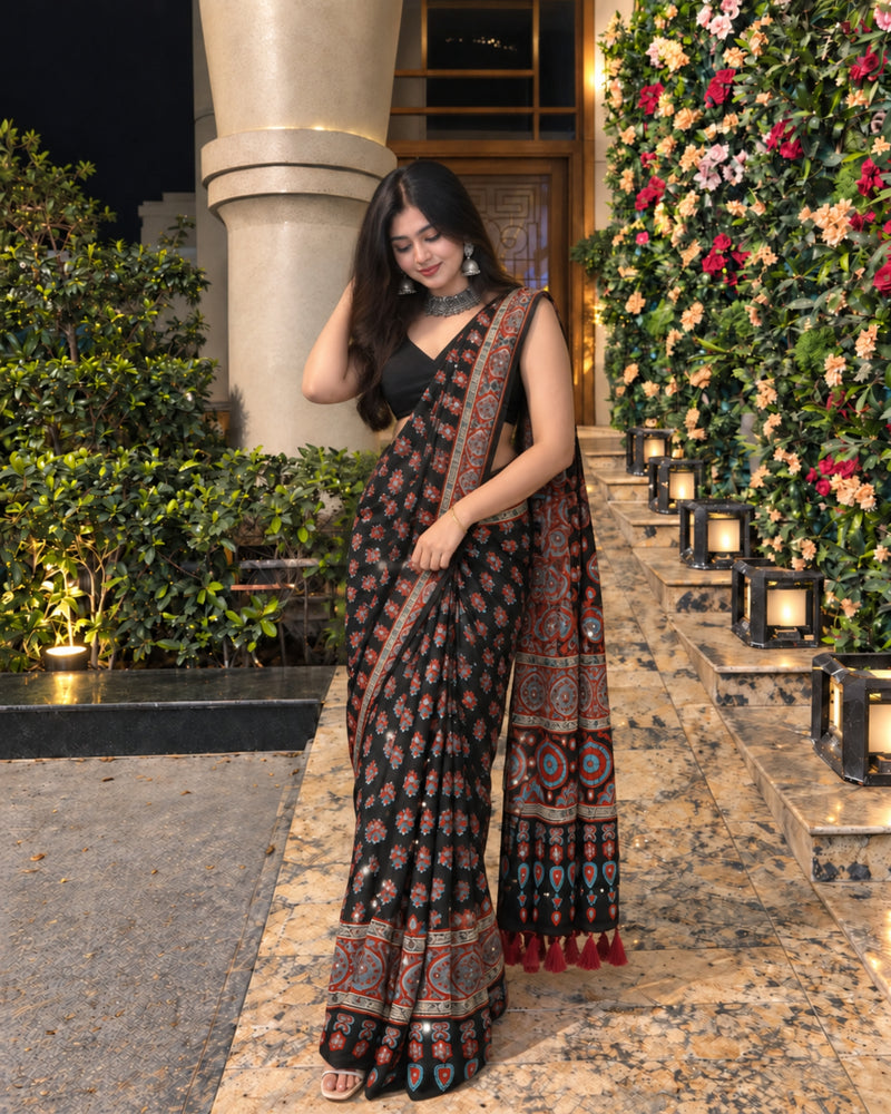 Raat "Riwaayat" Saree
